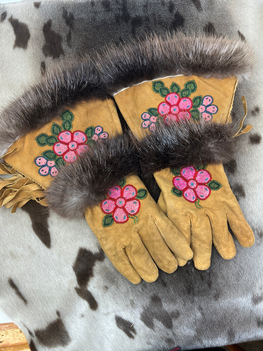 Caribou Gauntlets