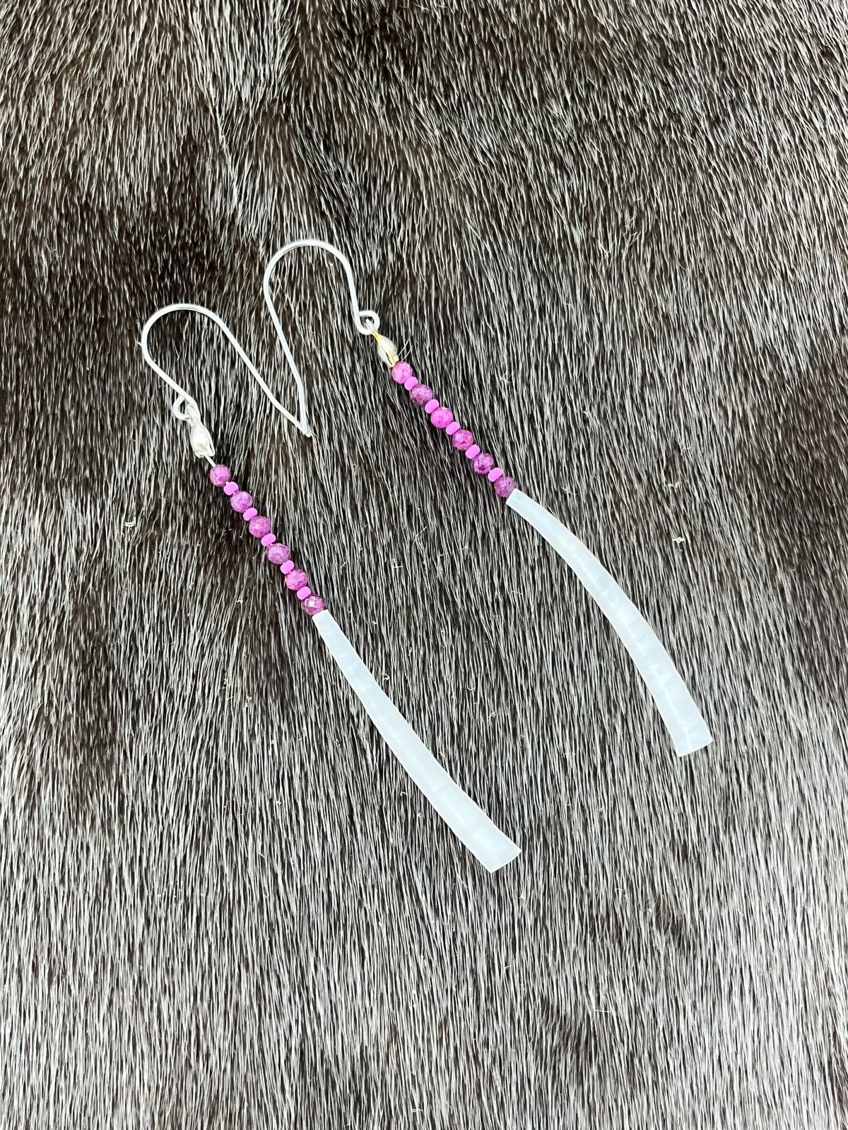 Dentillium Dangle Ruby