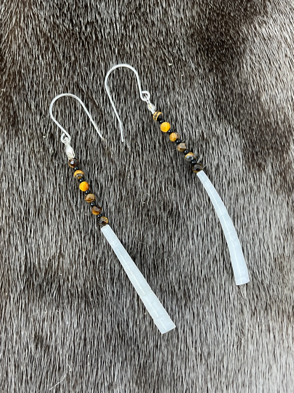 Dentillium Dangle Tiger's Eye