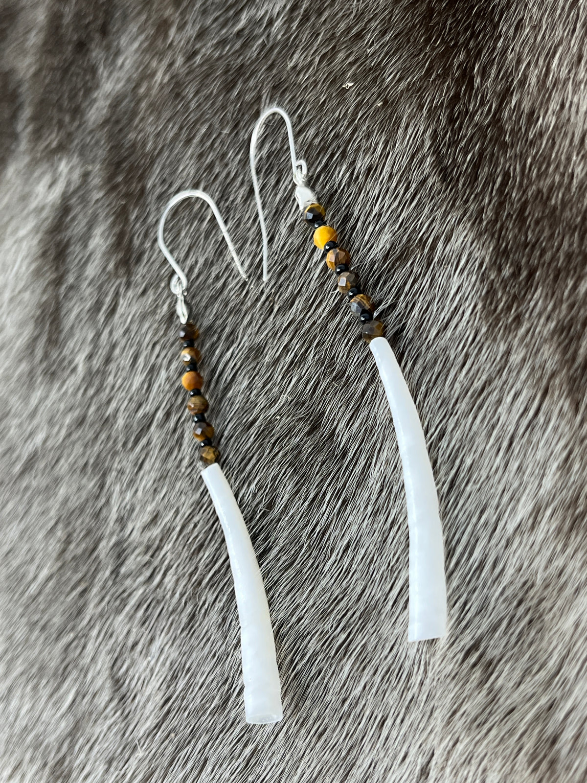 Dentillium Dangle Tiger's Eye