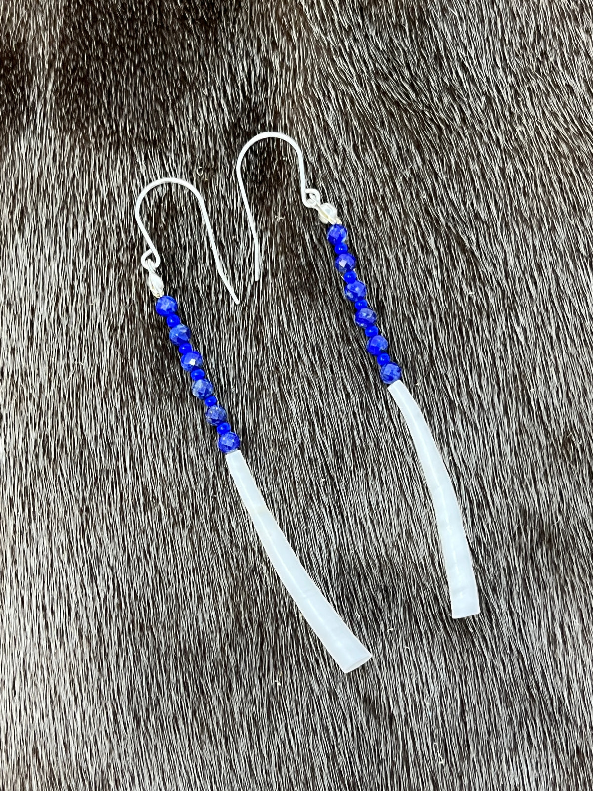 Dentillium Dangle Lapis Lazuli